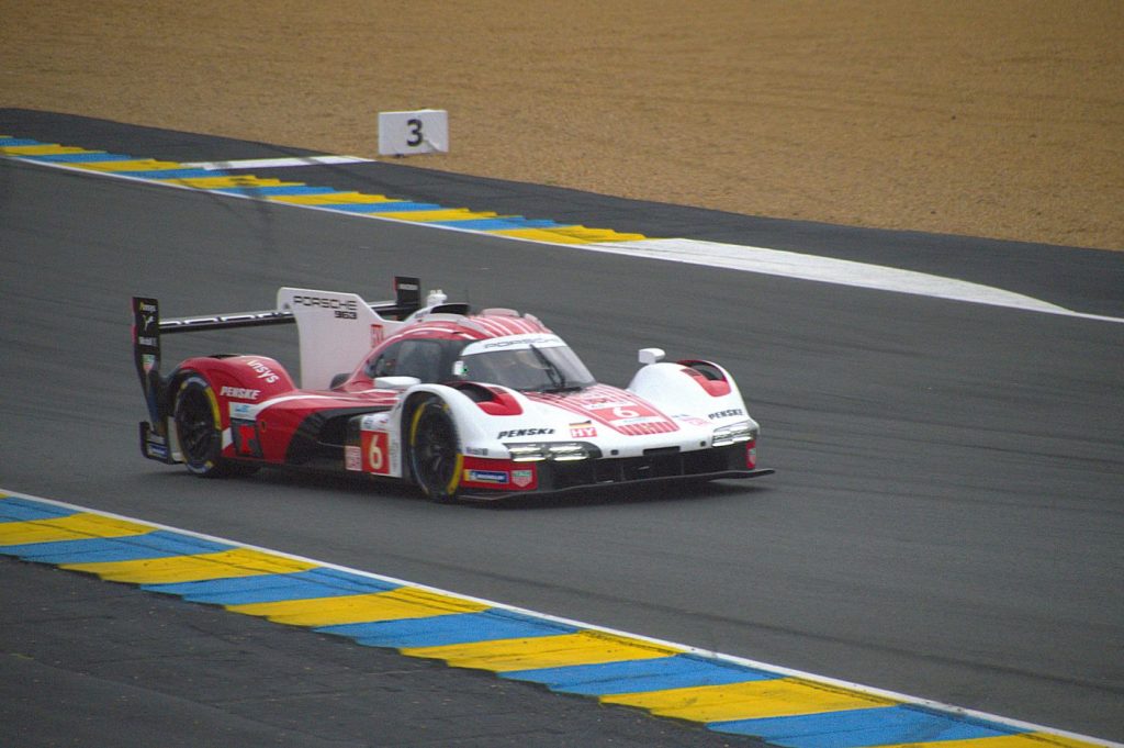 Porsche se coló en el podio Las 24 horas de Le Mans