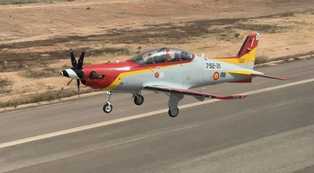 Felipe VI en la despedida de la Patrulla Águila
