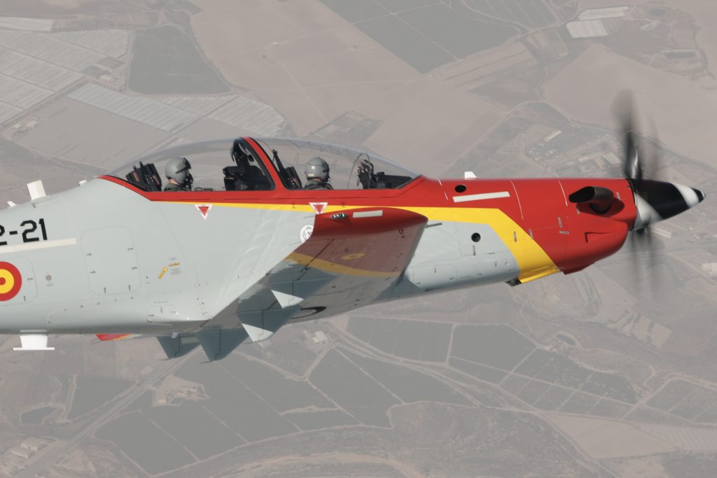 Felipe VI en la despedida de la Patrulla Águila