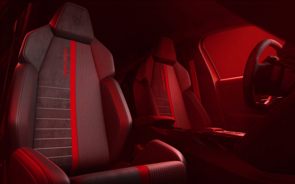 Conexión emocional Peugeot E-208 GTi