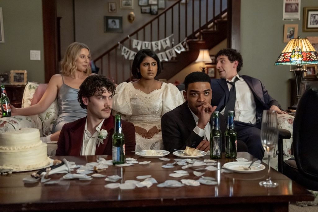 El 2 de julio estreno de la primera temporada de ‘Adults’