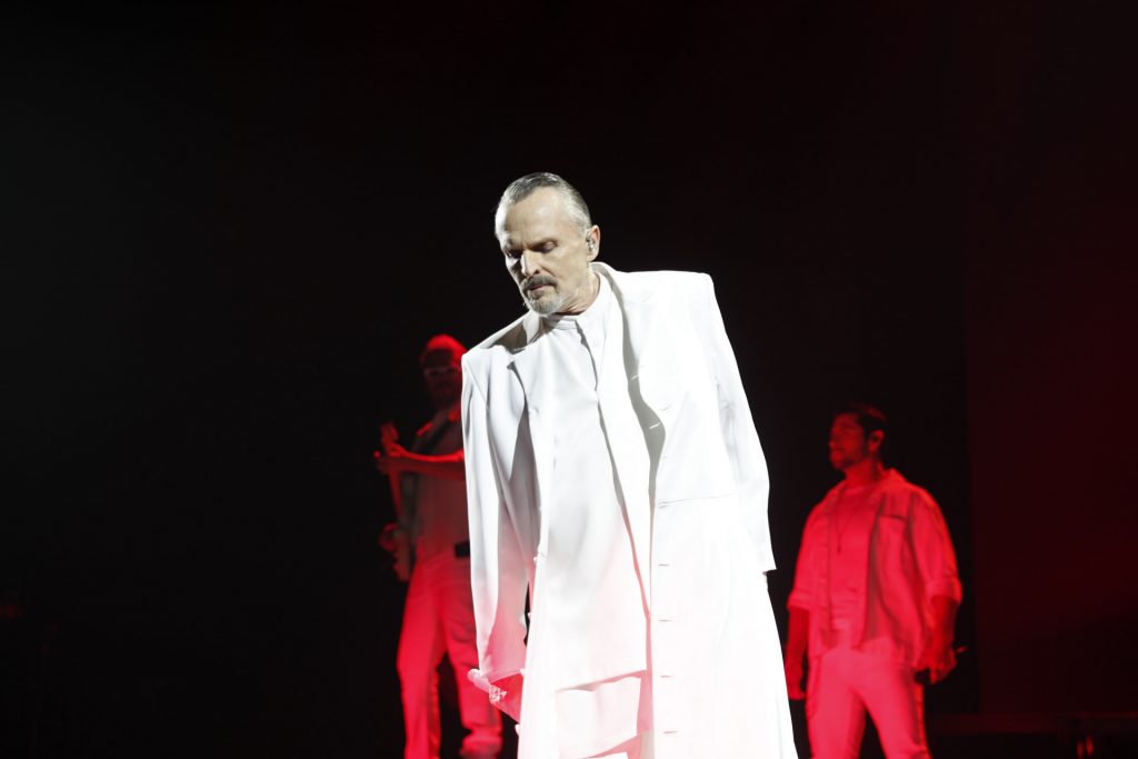 Mensajes de admiración y nostalgia Miguel Bosé en Madrid