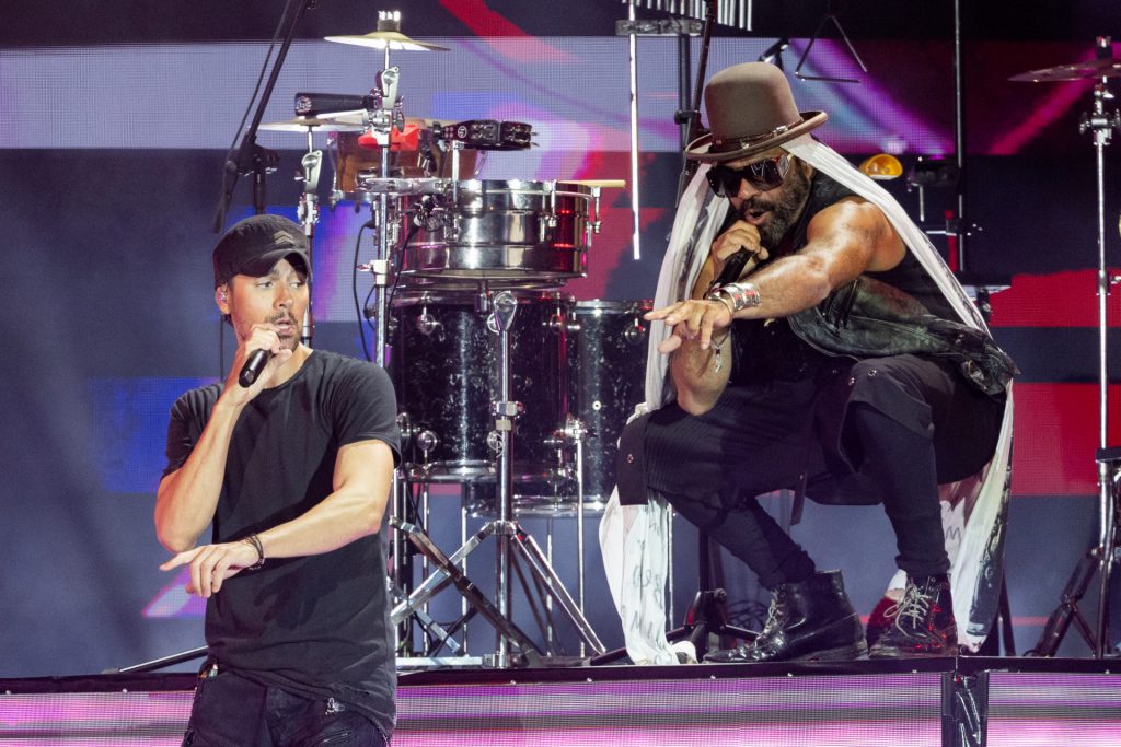 Una puesta en escena deslumbrante Enrique Iglesias
