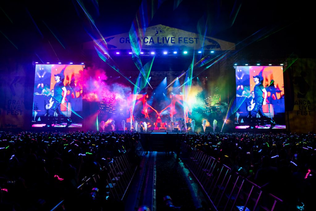Noche cargada de emoción Enrique Iglesias
