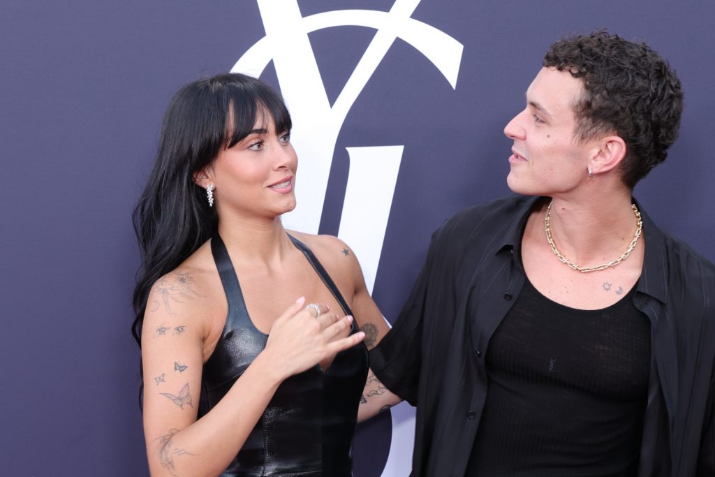 Aitana y Arón Piper