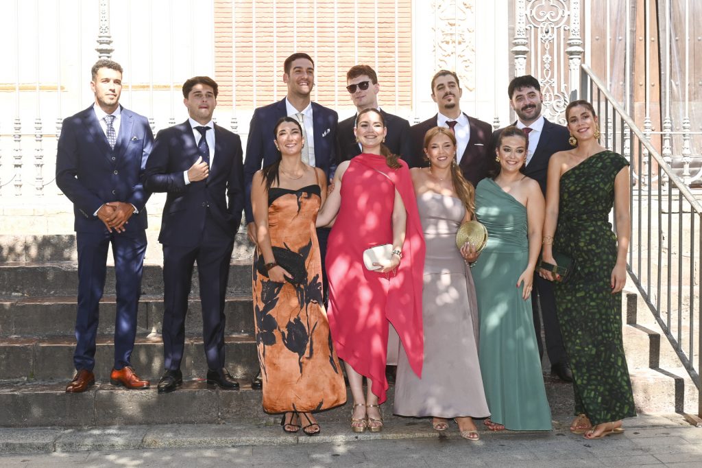 Bajo un intenso calor En la boda de Fabián Ruiz y Rosa Pereira