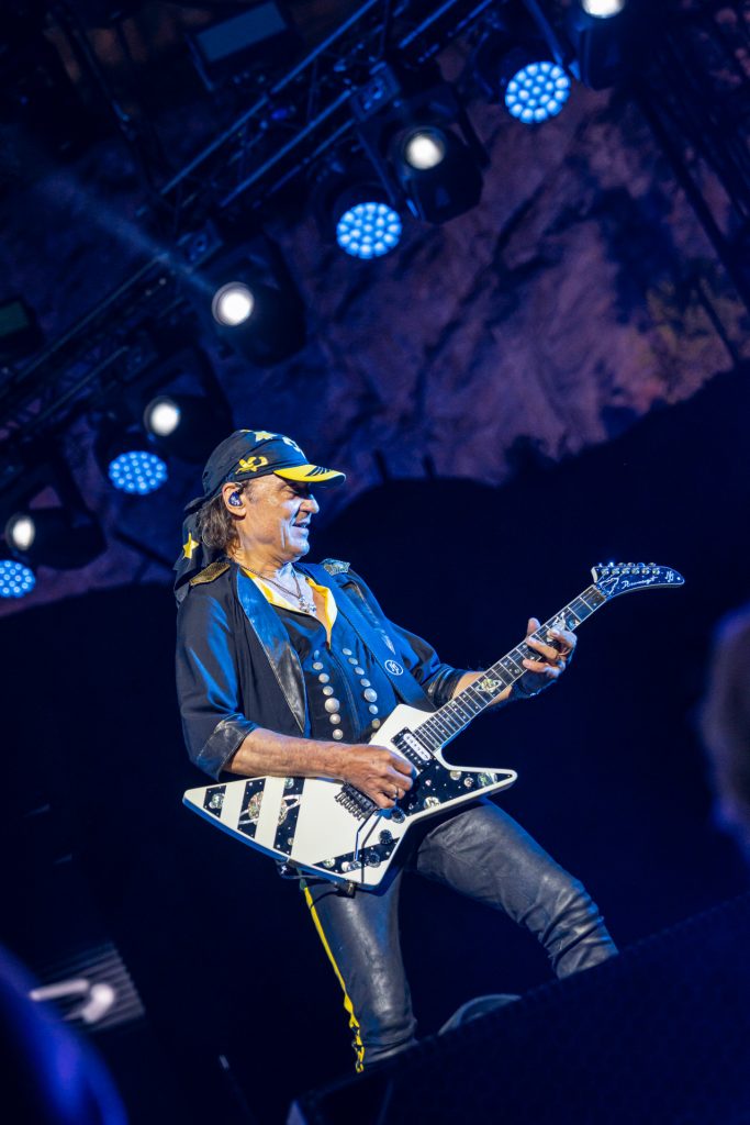 Explosiones finales Scorpions en Starlite Marbella