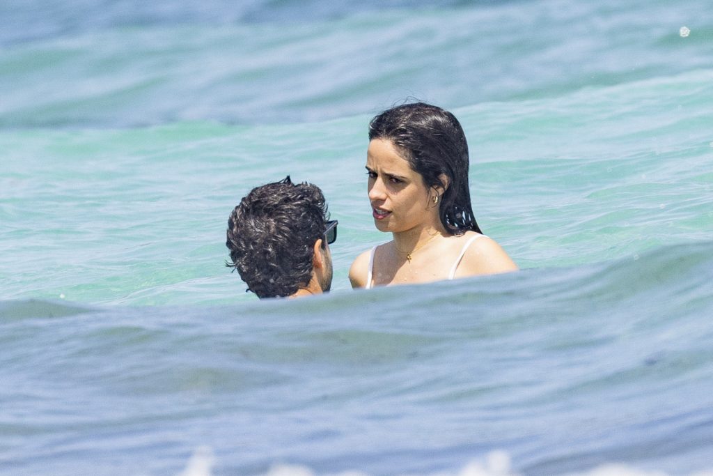 Henry Junior, heredero del grupo Chalhoub Camila Cabello y Henry Junior