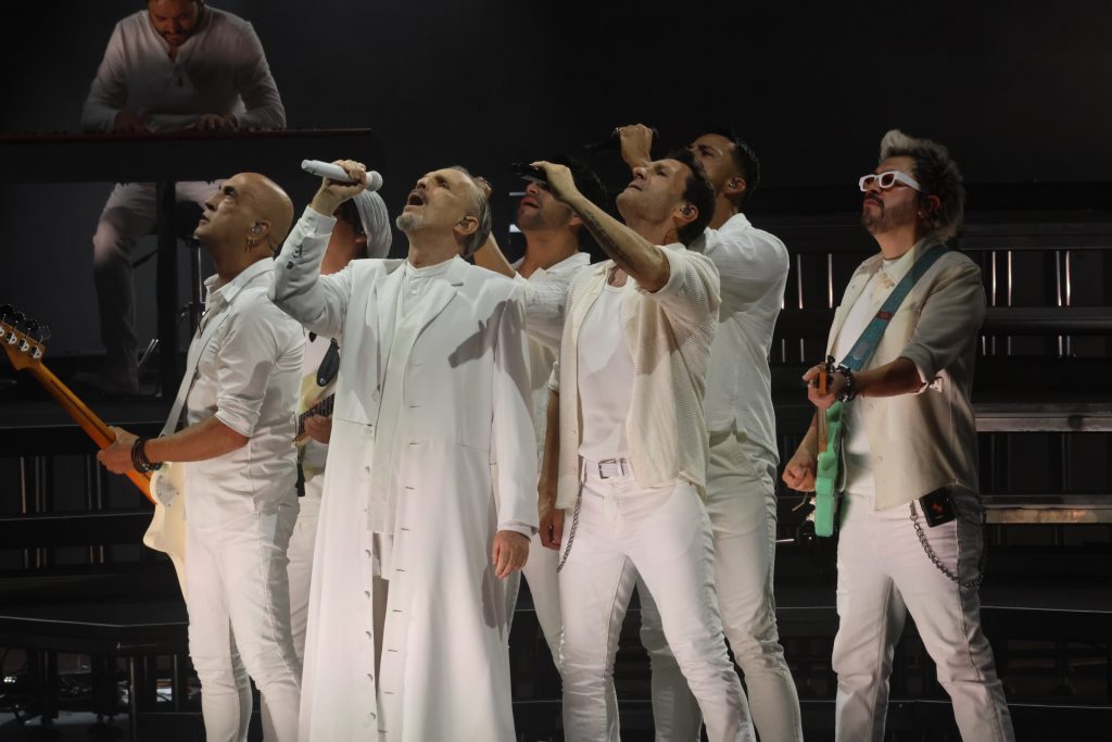 <strong>Escenografía y narrativa visual</strong> Miguel Bosé en Starlite Marbella