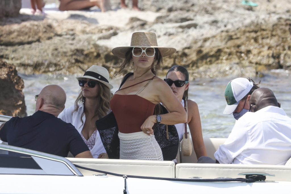 En el megayate de Bezos Leonardo DiCaprio y Jeff Bezos, vacaciones exclusivas con sus parejas en Ibiza