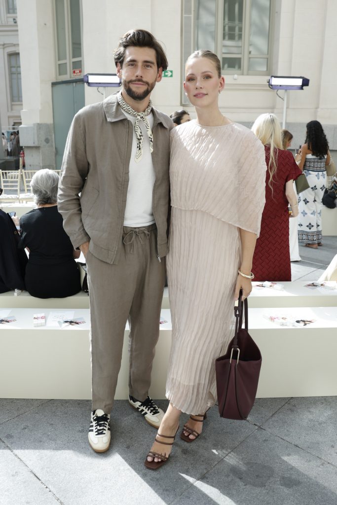 Álvaro Soler y Melanie Kroll