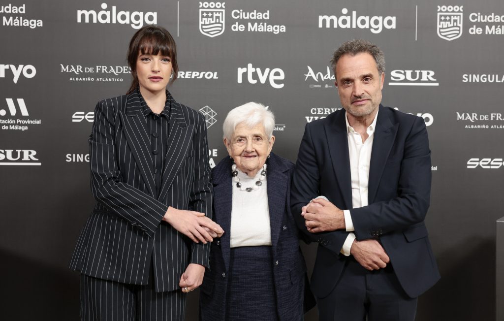 Daniel Guzman, Rosario García y Susana Abaitua