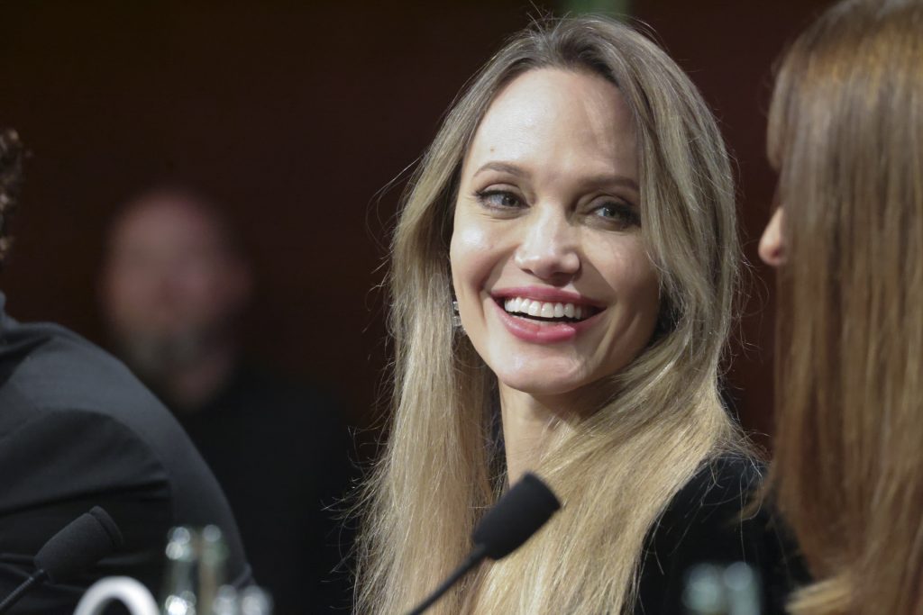 Sobre Estados Unidos: "Limitar libertades es muy peligroso” Angelina Jolie