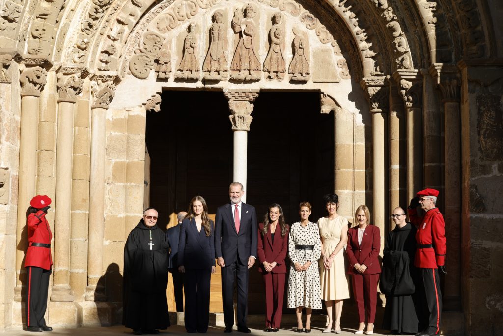 Monasterio de San Salvador de Leyre Visita oficial de los Reyes y la Princesa a la Comunidad Foral de Navarra