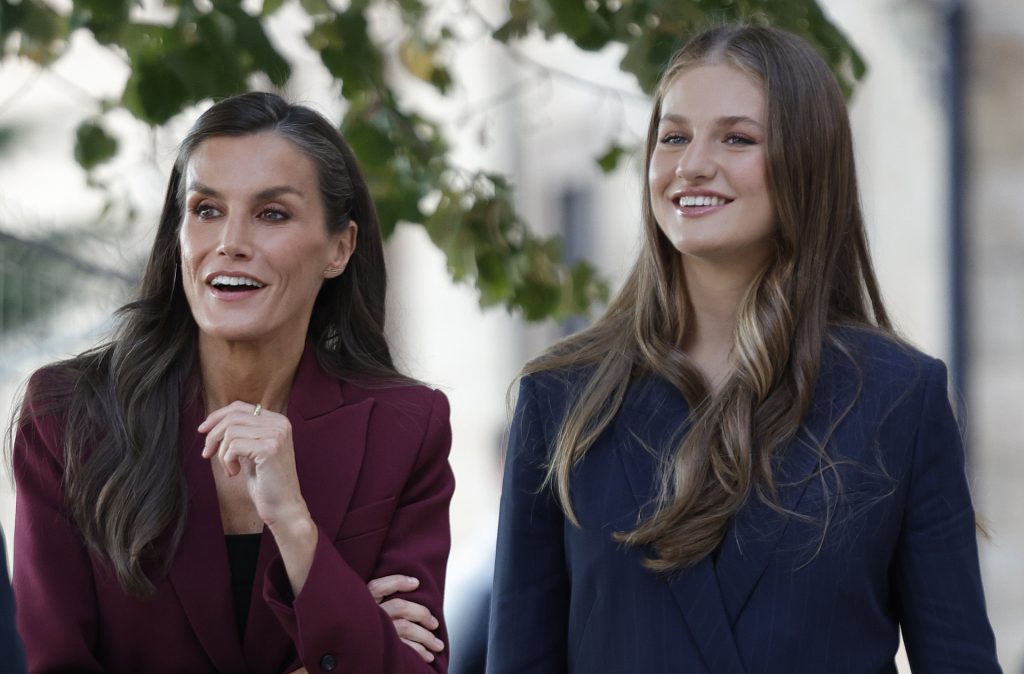 Looks coordinados Visita oficial de los Reyes y la Princesa a la Comunidad Foral de Navarra