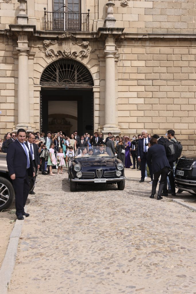 Escenario de bodas de familias aristocráticas y empresariales Boda de Lucía Entrecanales y Laszlo Bene