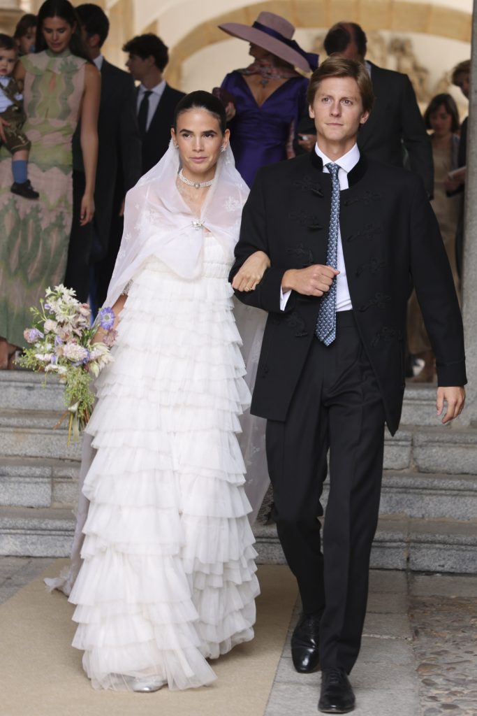 Aplausos a la salida Boda de Lucía Entrecanales y Laszlo Bene