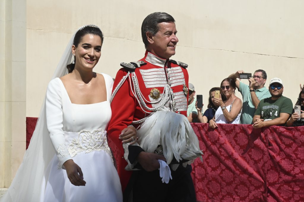 Capitulaciones y discreción Boda de Cayetano Martínez de Irujo y Bárbara Mirjan