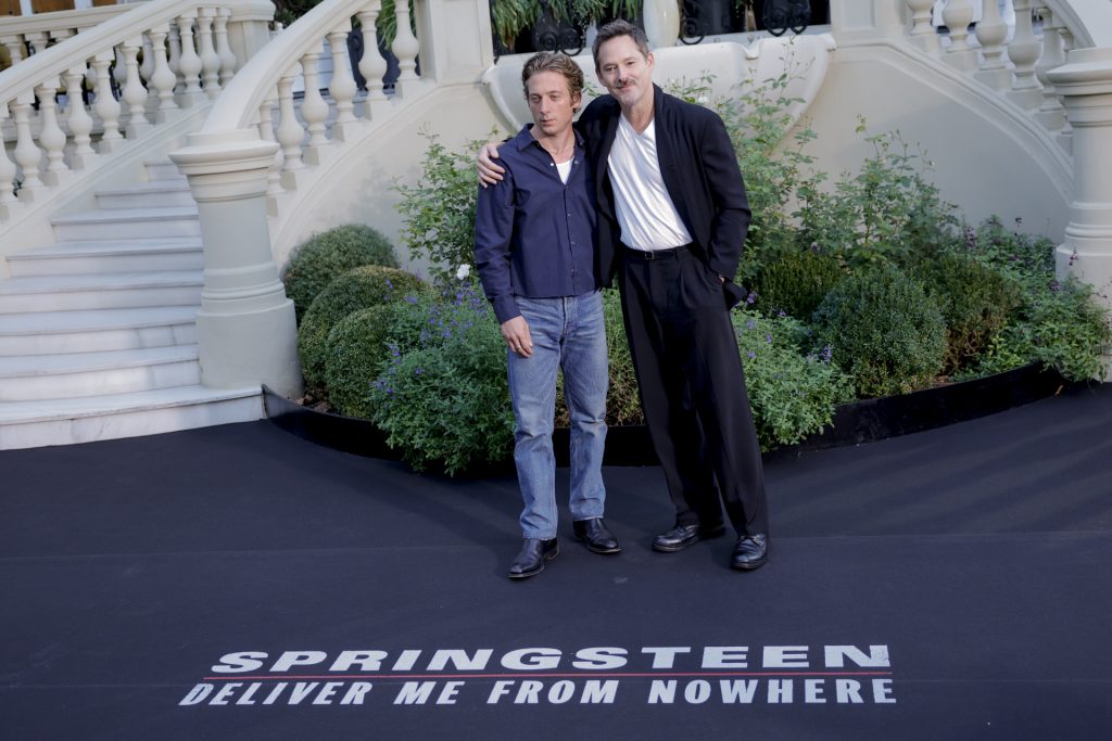 Jeremy Allen White y Scott Cooper