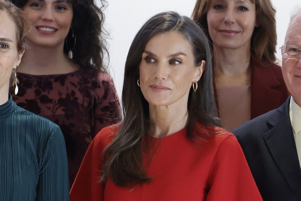 Fuerza cromática La reina Letizia