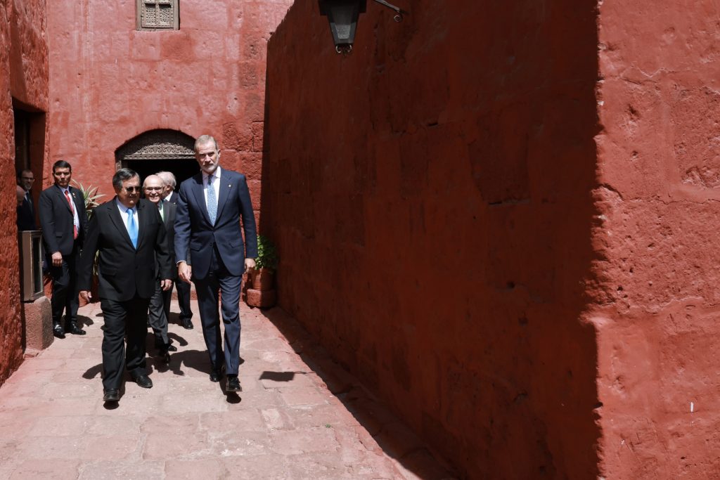 Visita al Convento de Santa Catalina de Siena El rey Felipe VI en el Congreso Internacional de la Lengua Española en Perú
