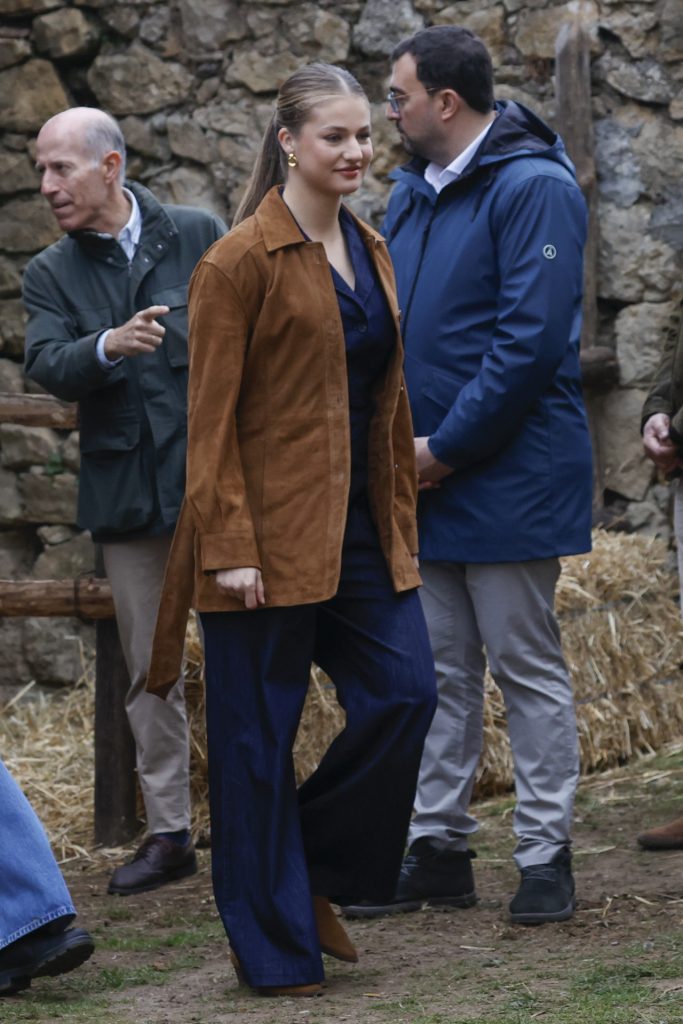 La Familia Real en Valdesoto