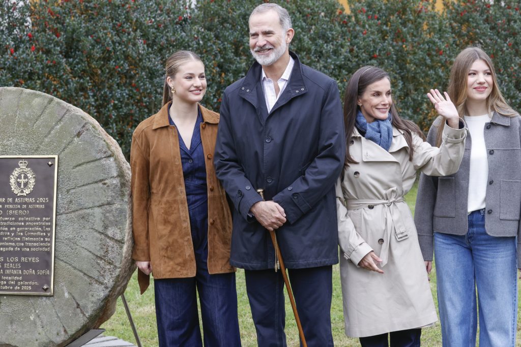 La Familia Real en Valdesoto