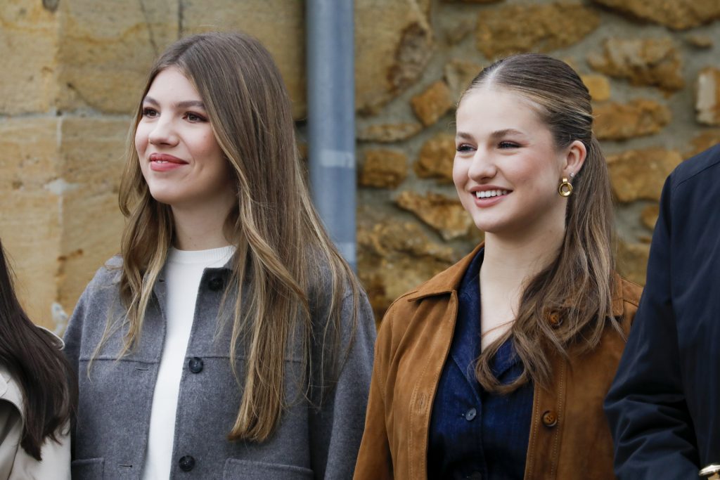 La Familia Real en Valdesoto