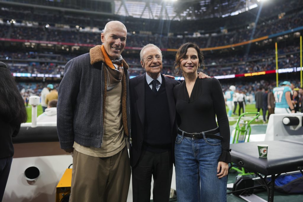 Zinedine Zidane, Florentino Pérez e Isabel Díaz Ayuso