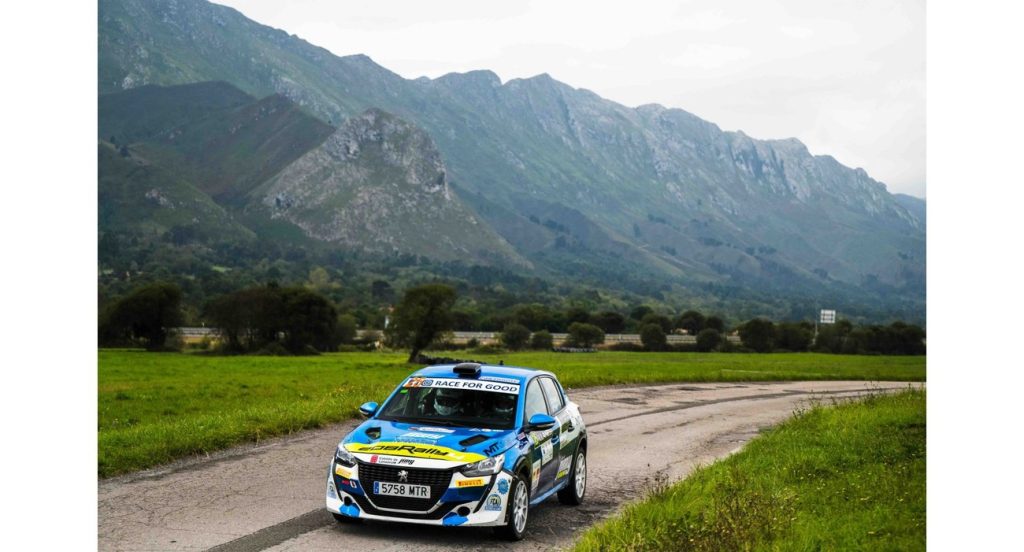 Javier Cañada, campeón del DESAFÍO PEUGEOT en un final impredecible