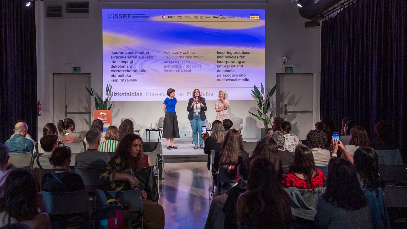 San Sebastián abre el debate sobre racismo e igualdad en el audiovisual con el foco en las mujeres migrantes